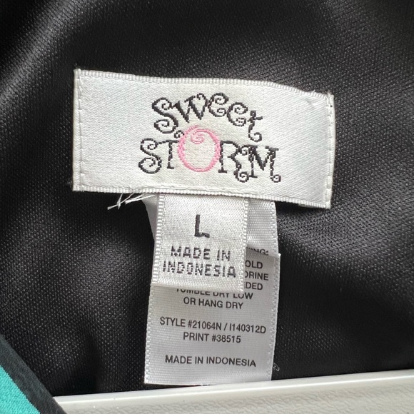 Hi-Lo Chevron Print Dress by Sweet Storm - Size L - Picture 5 of 5